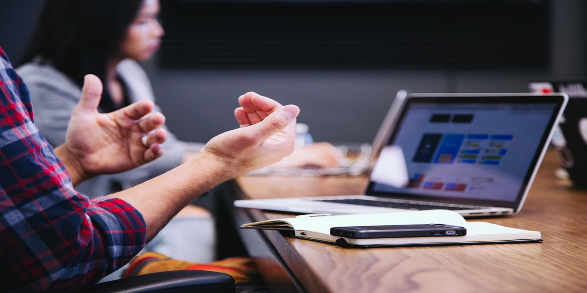 Omni Commerce And Offline To Online (O2O)